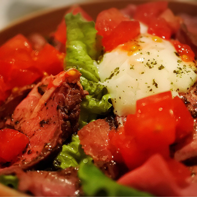 ローストビーフサラダ(The Meat Locker STEAK & CAFE -Makuhari- ザ・ミートロッカー ステーキ&カフェ 幕張)