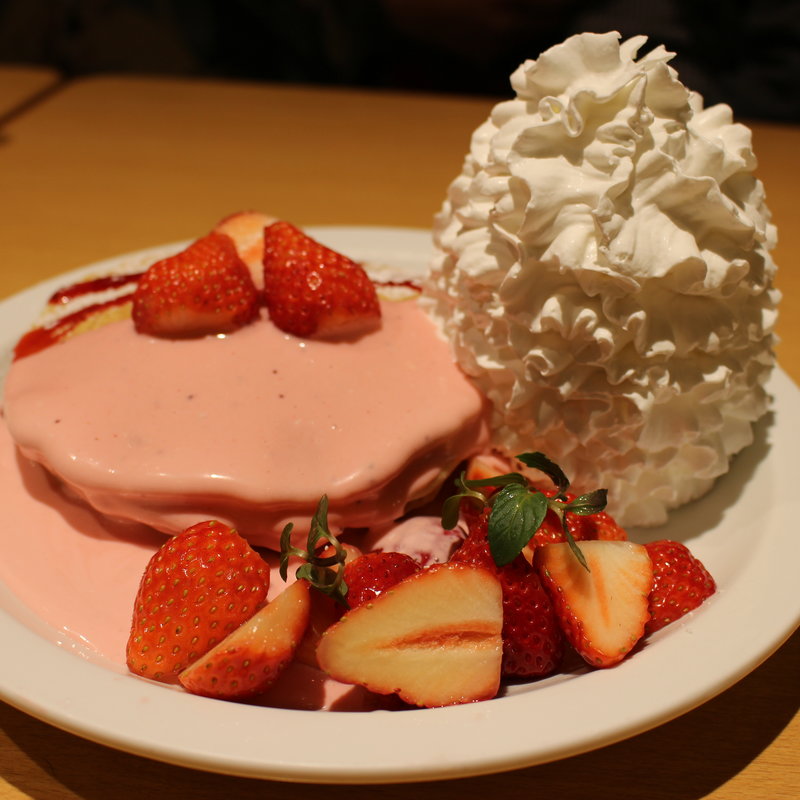 ストロベリーチーズパンケーキ(Eggs 'n Things 横浜山下公園店)