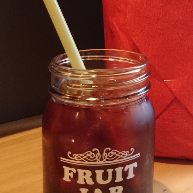 カシスウーロン(肉バル ノダニク)