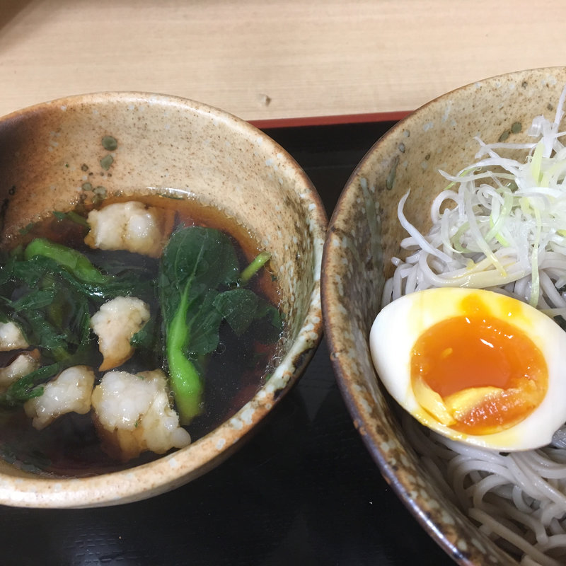 牛モツと菜の花のつけ蕎麦(そば処 えきめんや 品川店 )