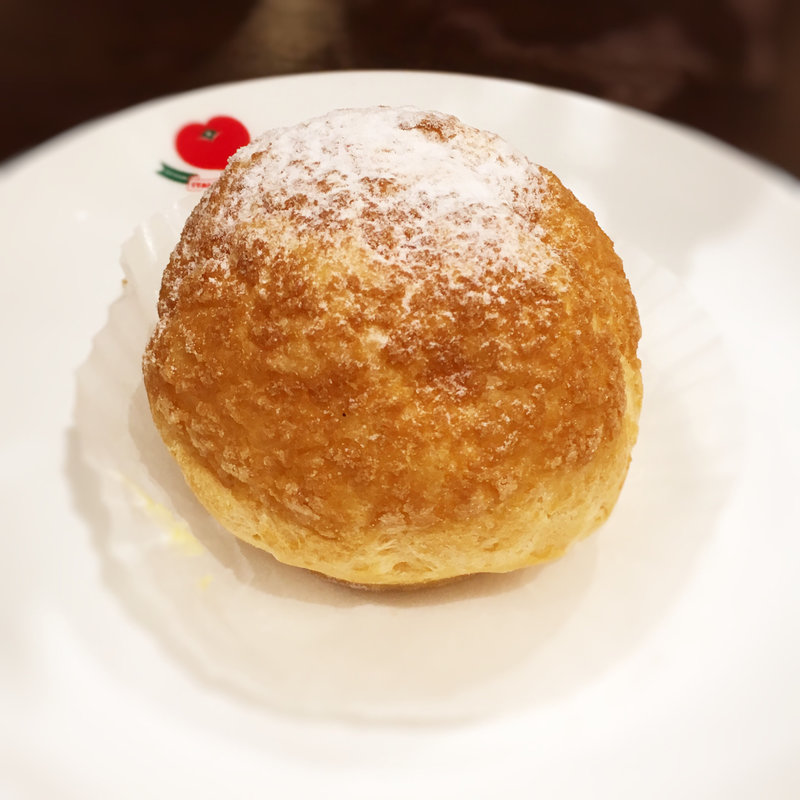 シュークリーム(イタリアン・トマト カフェ 西新テングッドシティ店)