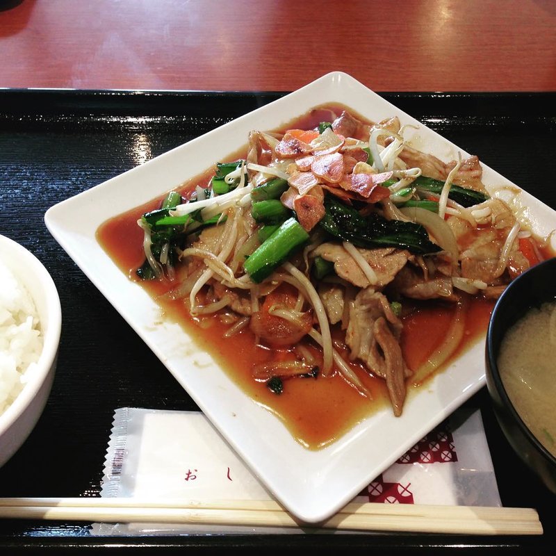 ブタのニンニク炒め(Bam boo)