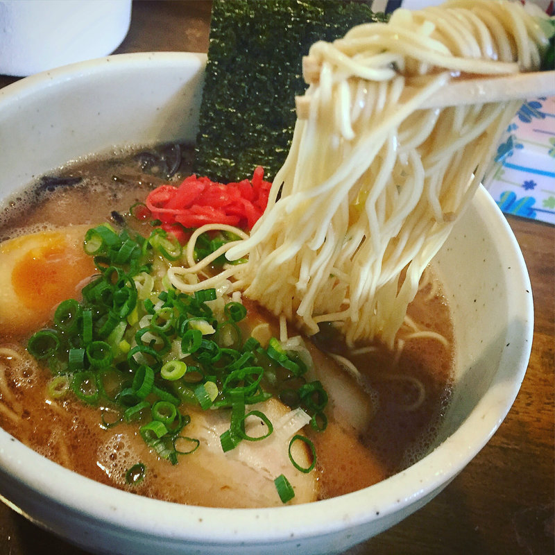 豚骨醤油ラーメン(らぁ麺 いちご家)