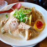 濃厚鶏しおちゃーしゅう大盛(麺や ようか )