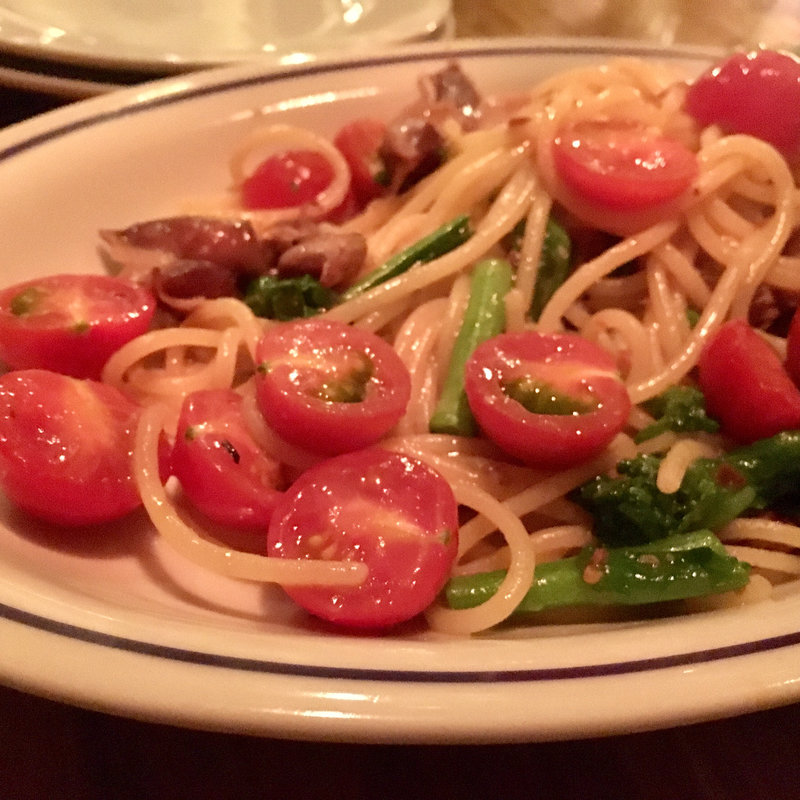 ホタルイカと菜の花のパスタ(2colori ドゥエ·コローリ)