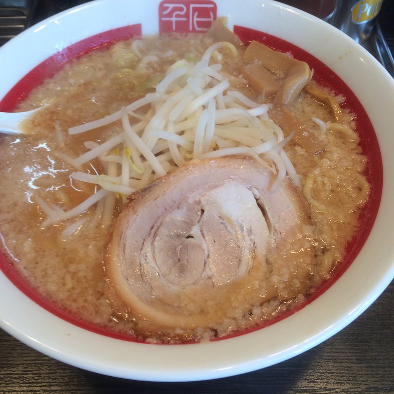 醤油豚骨らーめん(千石自慢らーめん 王子店)