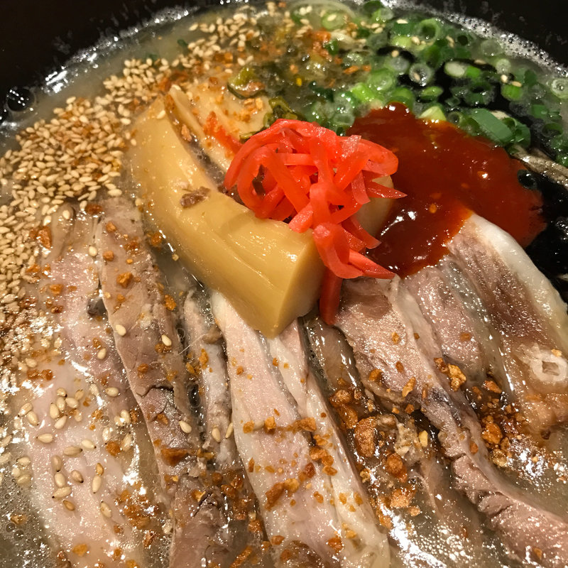 黒とんこつチャーシュー(麺屋 松三 )