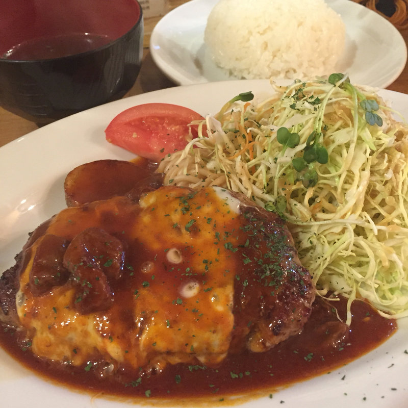 チーズデミグラスハンバーグランチ(寺尾食堂 )
