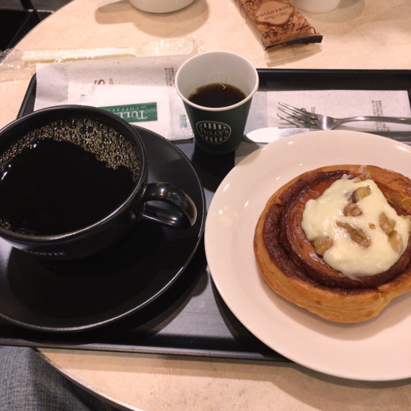 パナマ エスメラルダ ゲイシャ&シナモンロール(タリーズコーヒー 梅田本店8F店)