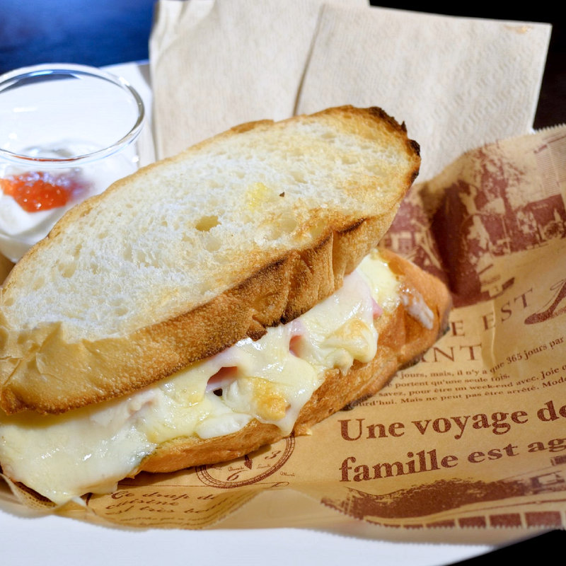 バジルチーズサンド(KU.RU.MI（くるみ）)