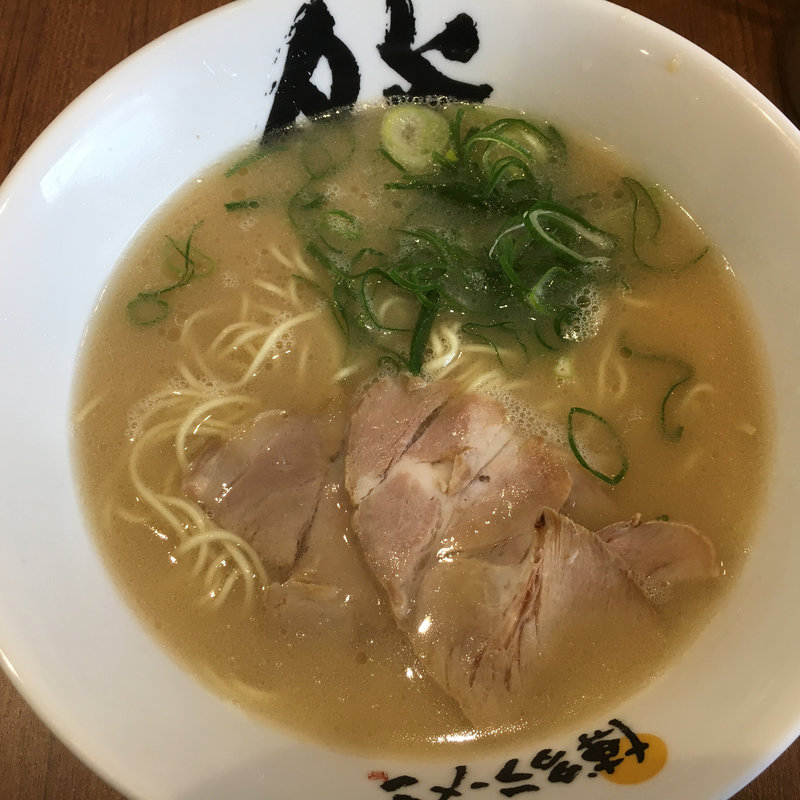 おいしいラーメン(博多ラーメン膳 周船寺店)