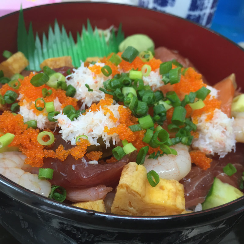 バラ丼(丼丸キズナ （丼丸　kiＺunA）)