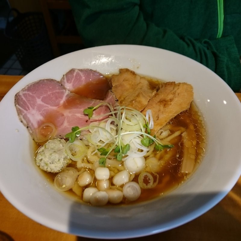 手もみ 中華そば （ 醤油 ） ＋ チャーシュー ＋ 大盛(國分ラーメン食堂 )