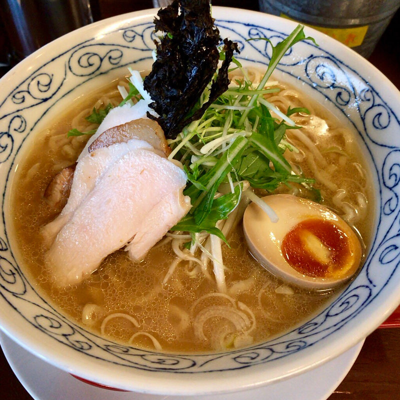 鶏骨醤油ラーメン大盛(鶏骨スープ 青桐 （けいこつすーぷあおぎり）)