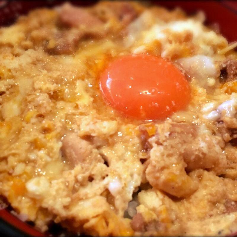 さつま若しゃもの4種のチーズ親子丼(鶏味座屋台)