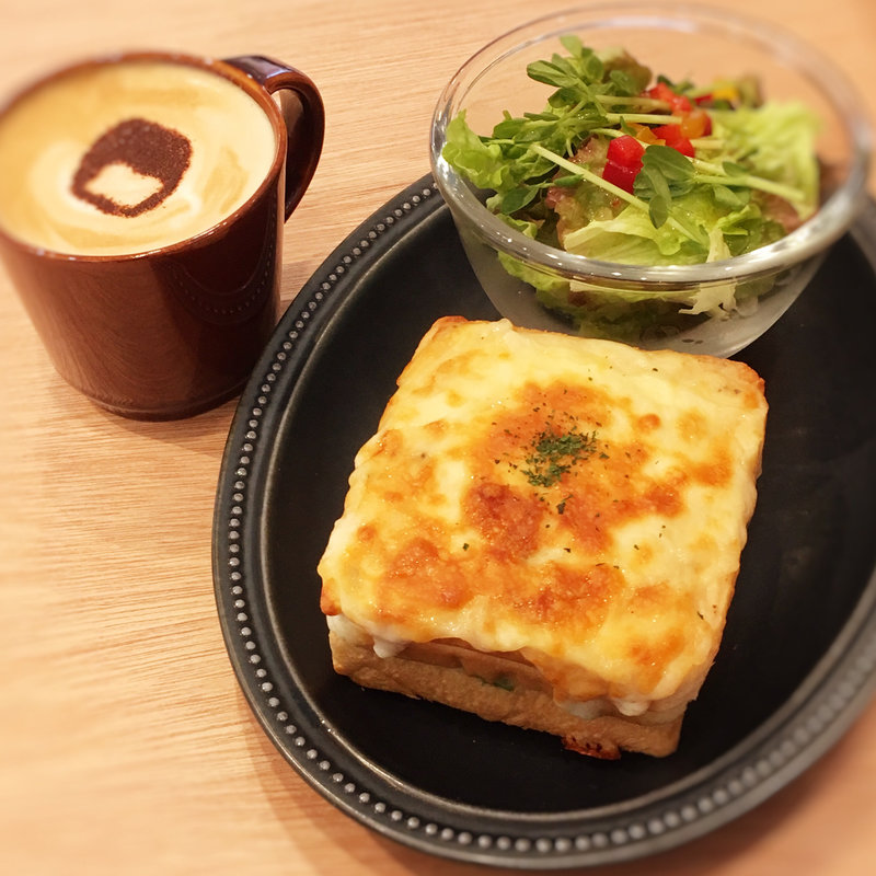 オープニング期間限定セット(パン屋むつか堂カフェ アミュプラザ博多店)