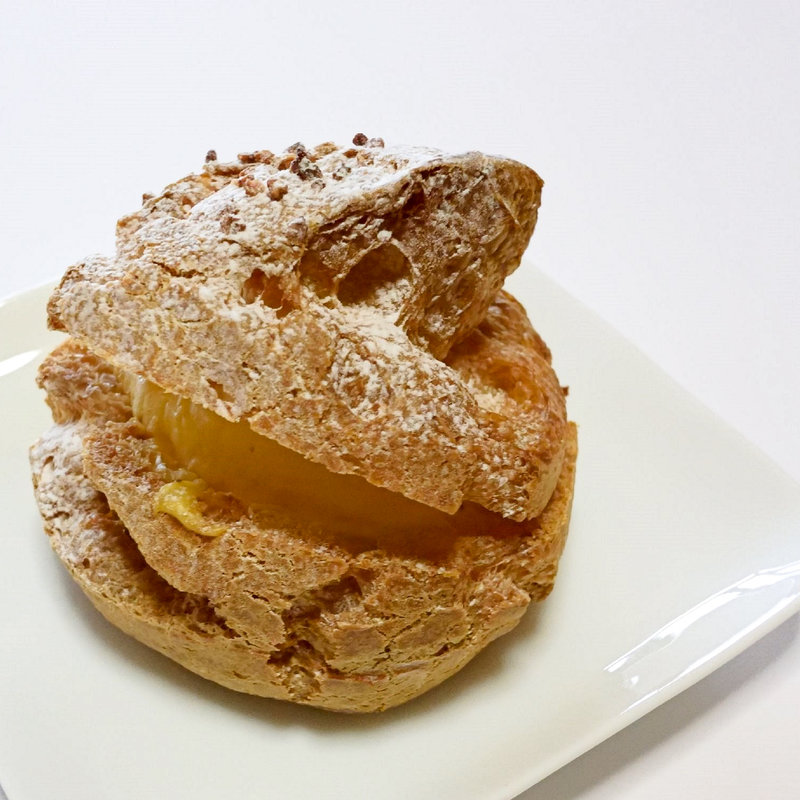 シュークリーム(ラ・ファミーユ 太田サンフラワー通り店 （la-famille）)