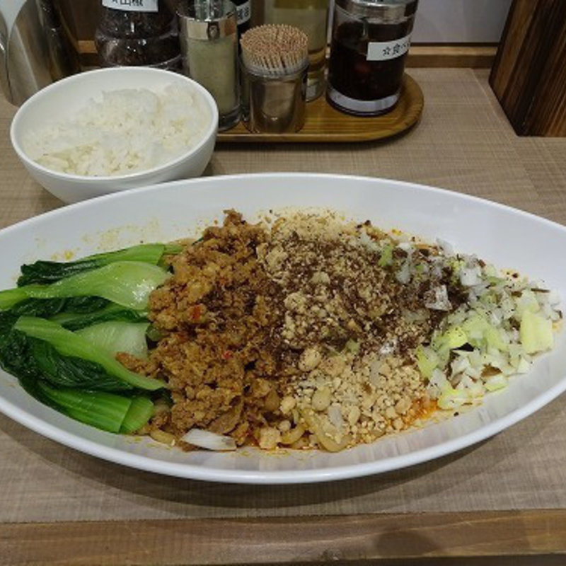 汁なし担々麺(小星星麺)