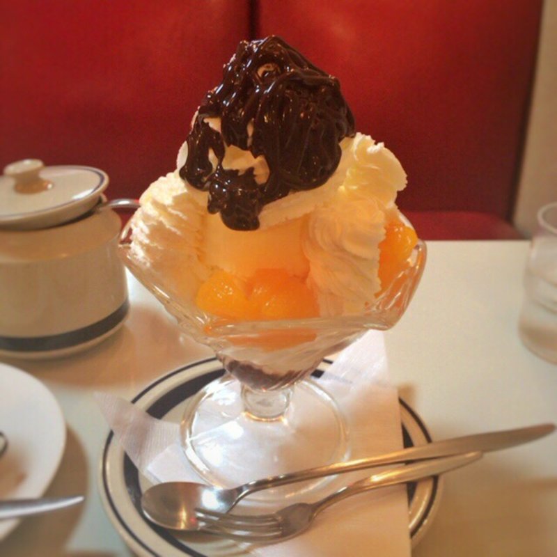 チョコレートパフェ(純喫茶ヒロ )