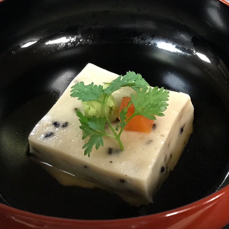 黒胡麻豆腐 甘味出汁(阪口楼)