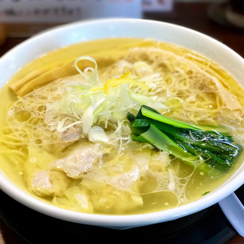 ワンタンそば大盛（期間限定メニュー）(麺の風 祥気)