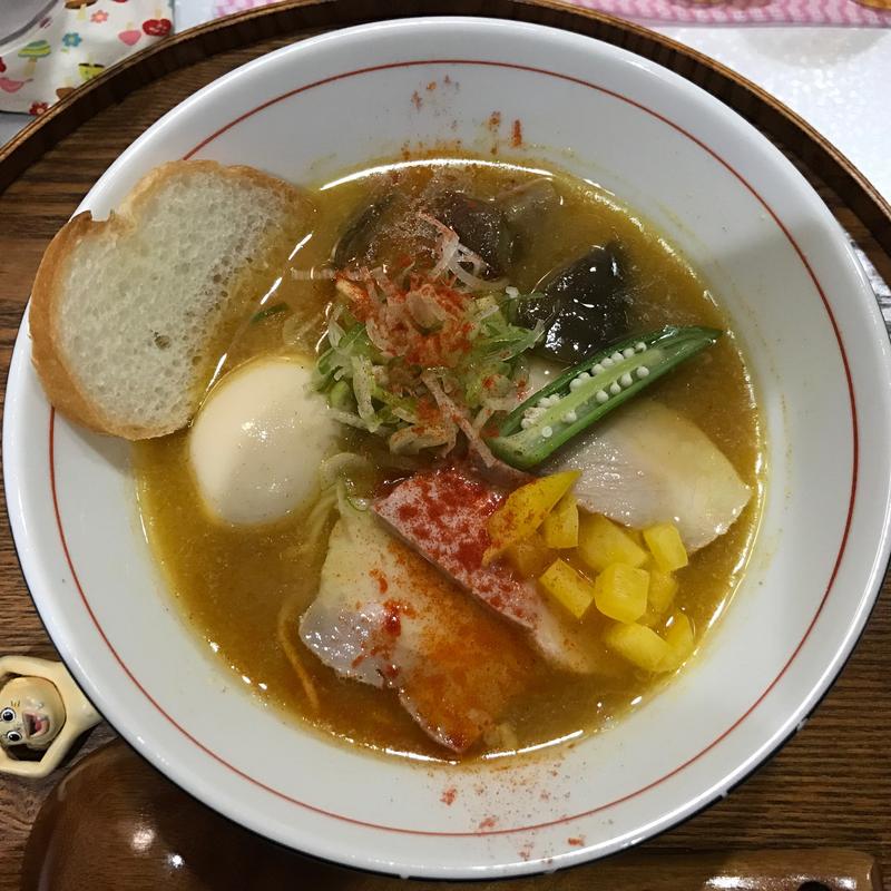 やさしいスパイシーカレーらぁー麺(真鯛らぁー麺 日より)