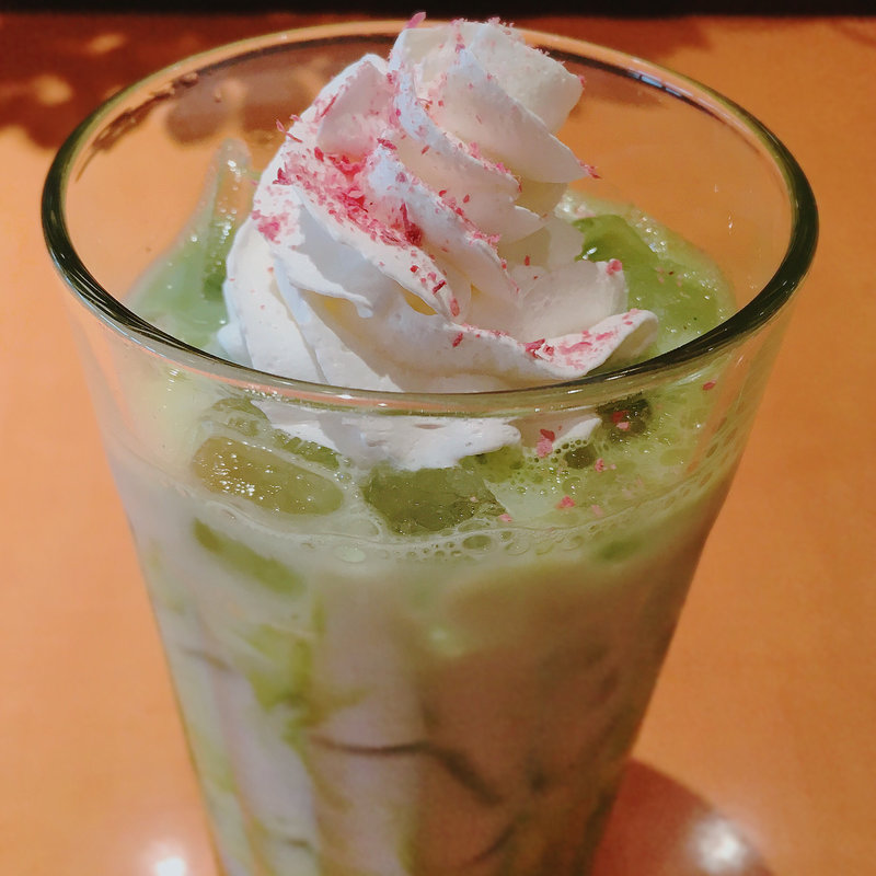 国産さくらのホワイトショコラ抹茶ラテ (エクセシオール カフェ 四条河原町店)