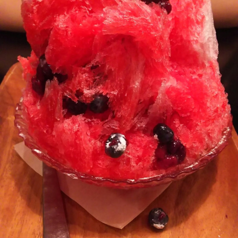 フレッシュベリーのかき氷(サンデー （SUNDAY）)