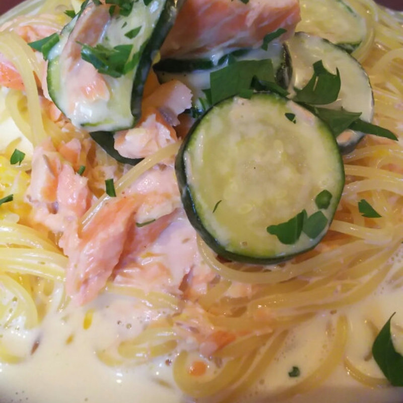 ランチ（サーモンとズッキーニのオレンジクリームソース）(ダリアロッソ （【旧店名】吉右）)