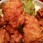鶏のからあげと水ナスの浅漬け定食(普通の食堂いわま)