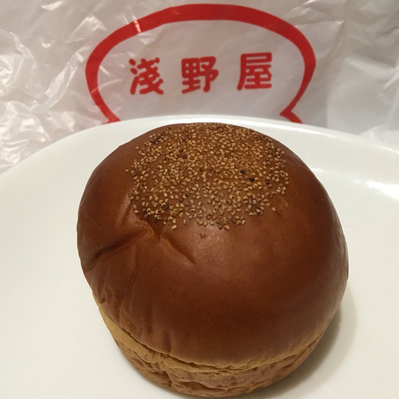 たっぷり粒あんパン(ブランジェ浅野屋 松屋銀座店)