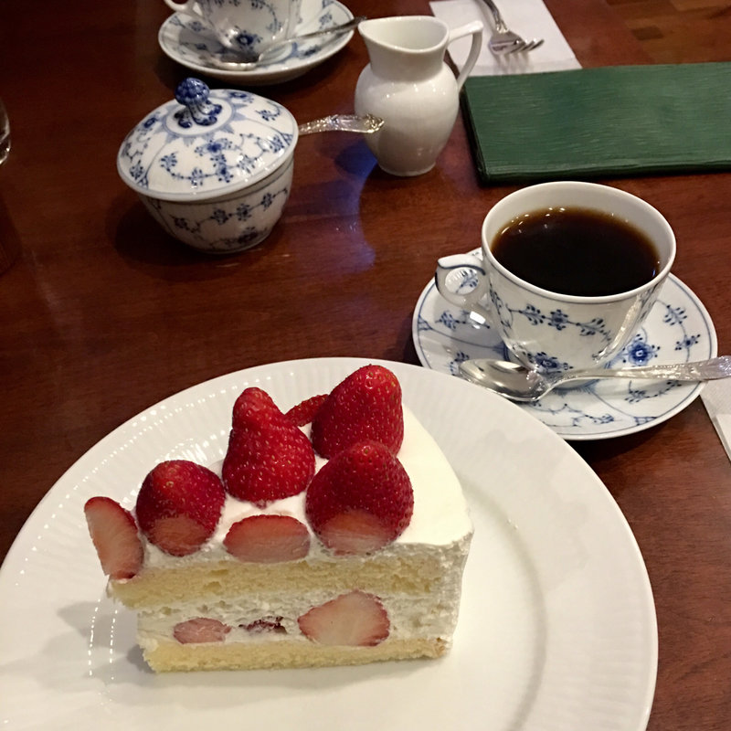 イチゴショートケーキセット(椿屋珈琲 上野茶廊)