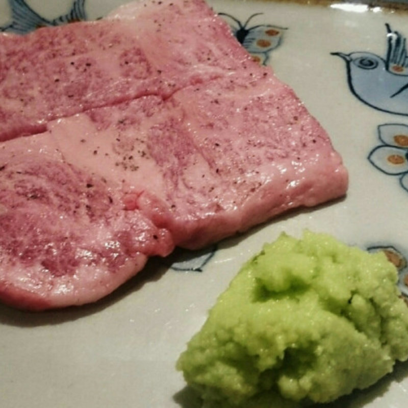 サーロインと本山葵(肉家 串八 梅田店)