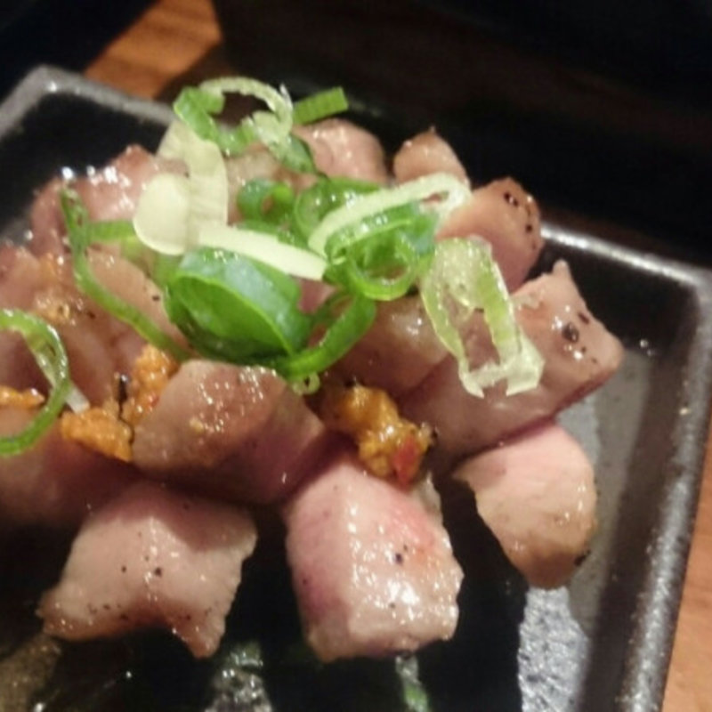 厚切り特製タン塩(肉家 串八 梅田店)