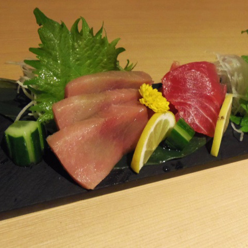 マグロぶつ切り盛り合わせ(いけす酒場 活魚 梅田店 )