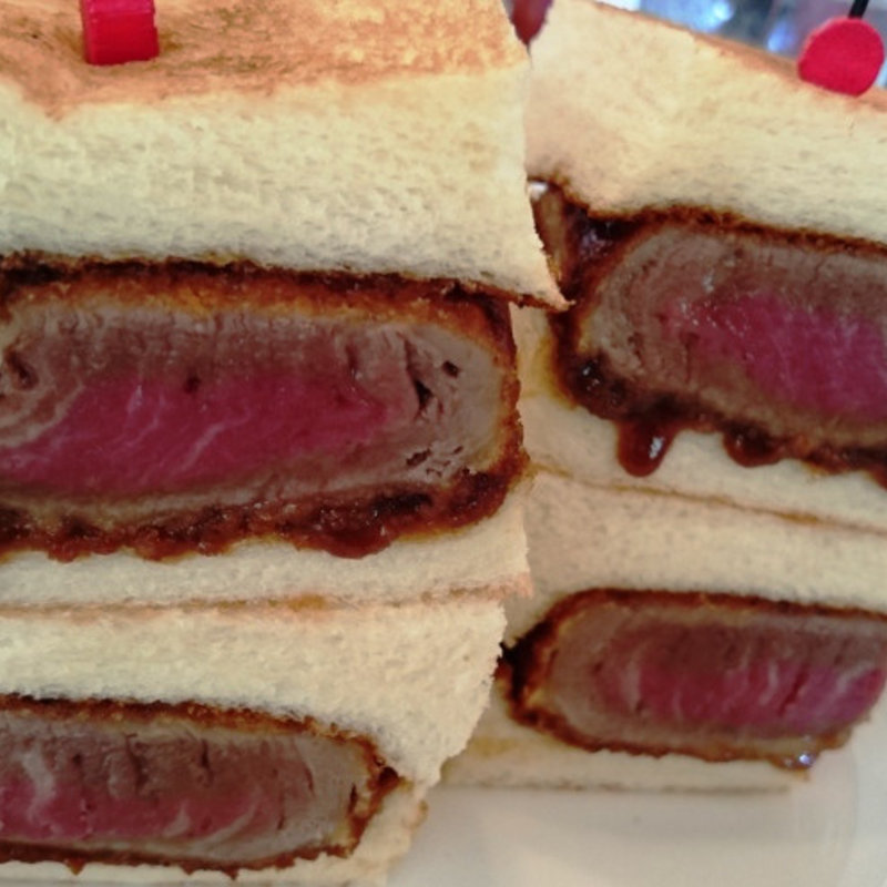 プレミアムビフカツサンド(SATSUKI サツキ)