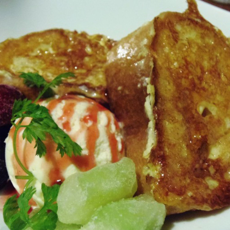 鉄板焼きフレンチトースト(鉄ペー )