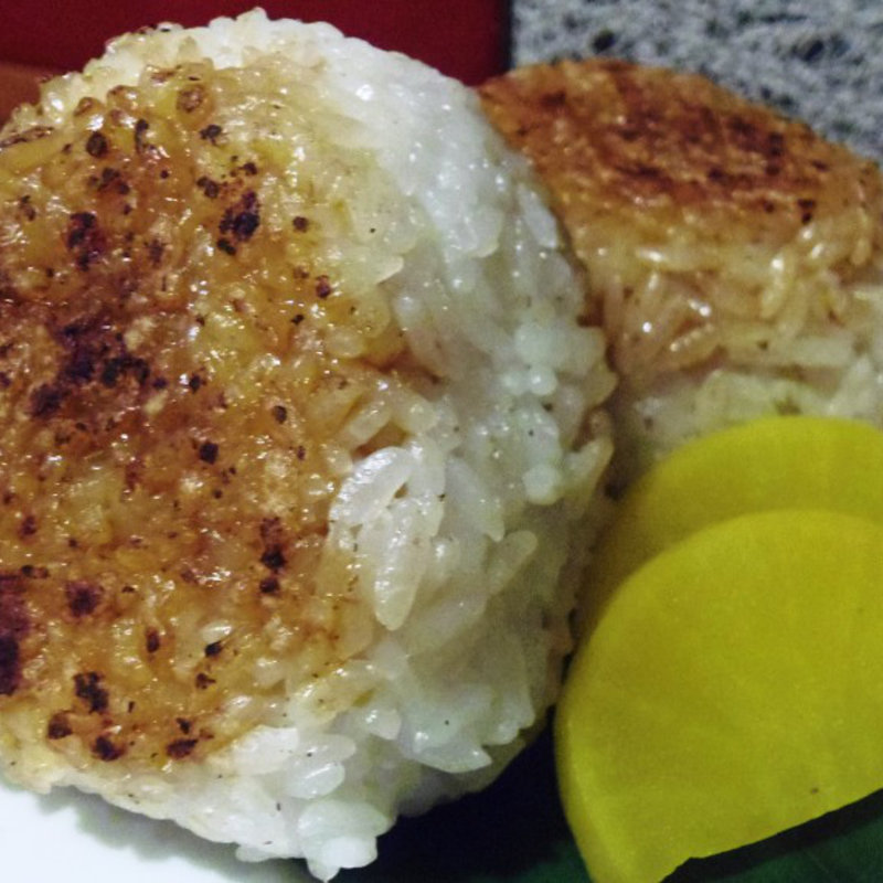 鉄板焼きおにぎり(鉄ペー )