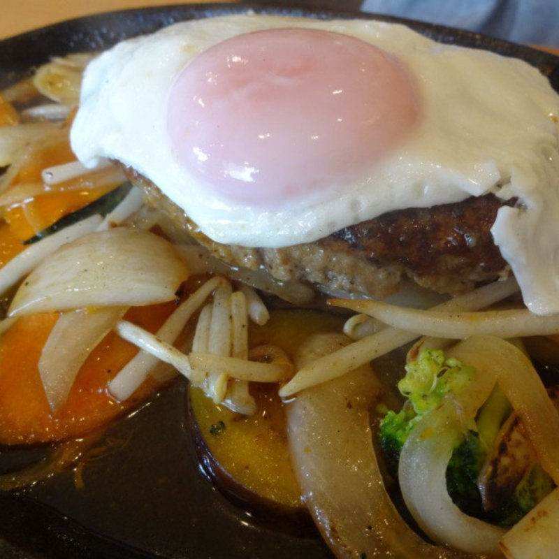 牛肉100で無添加！ 特製Lycheeハンバーグ(CafeLychee-カフェライチ-)