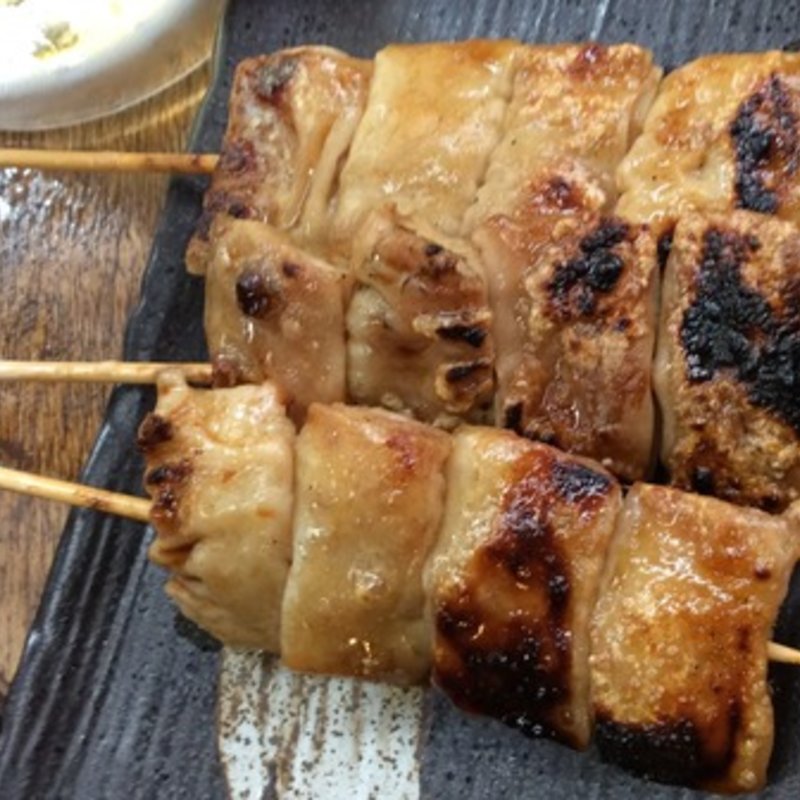 テッポウ（直腸）1本(立呑み串焼き 大阪焼トンセンター 難波千日前店)