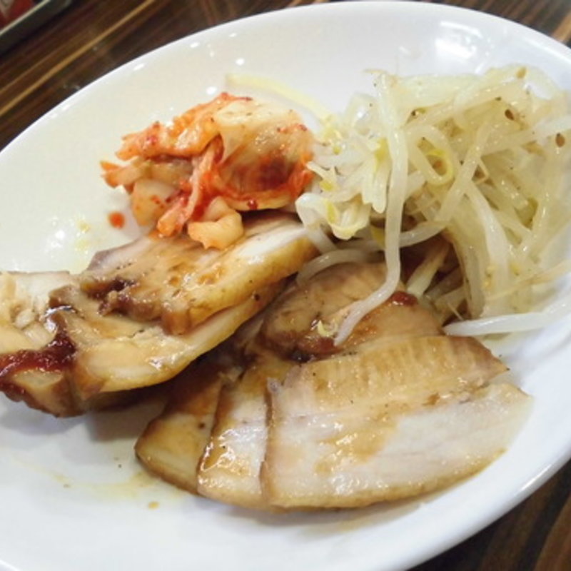 蒸豚(安呑家 （やすのみや）)