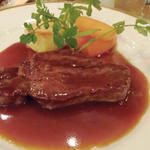 牛フィレ肉のステーキ 赤ワインソース(ヒラソル)
