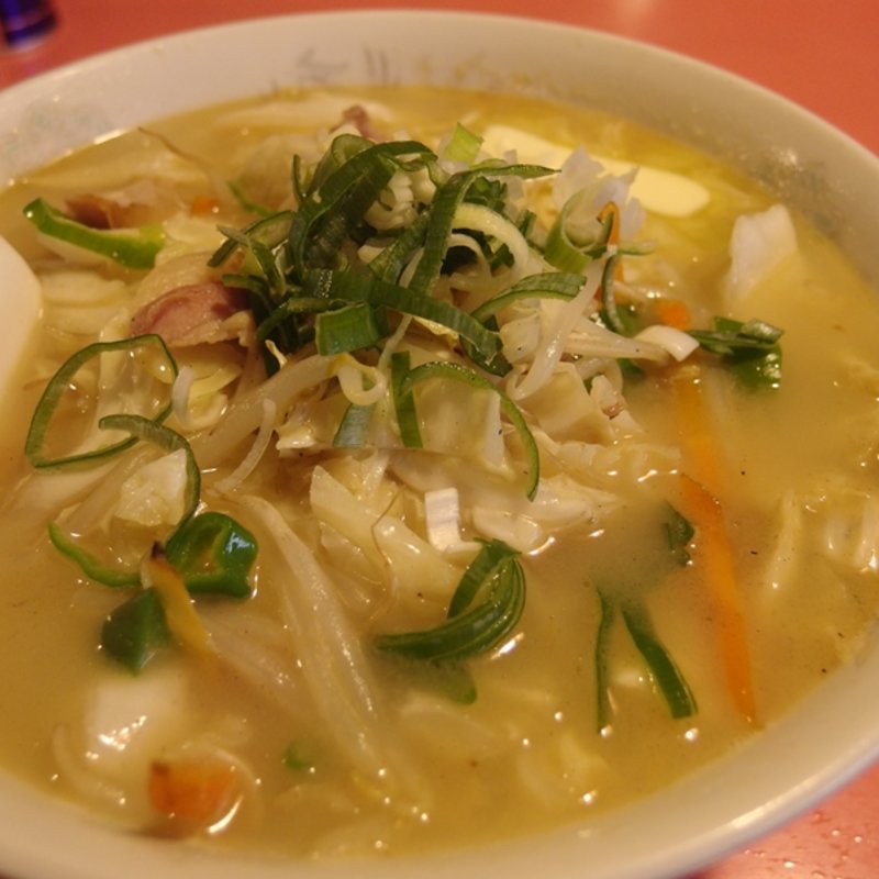 塩バターラーメン(やまや食堂)