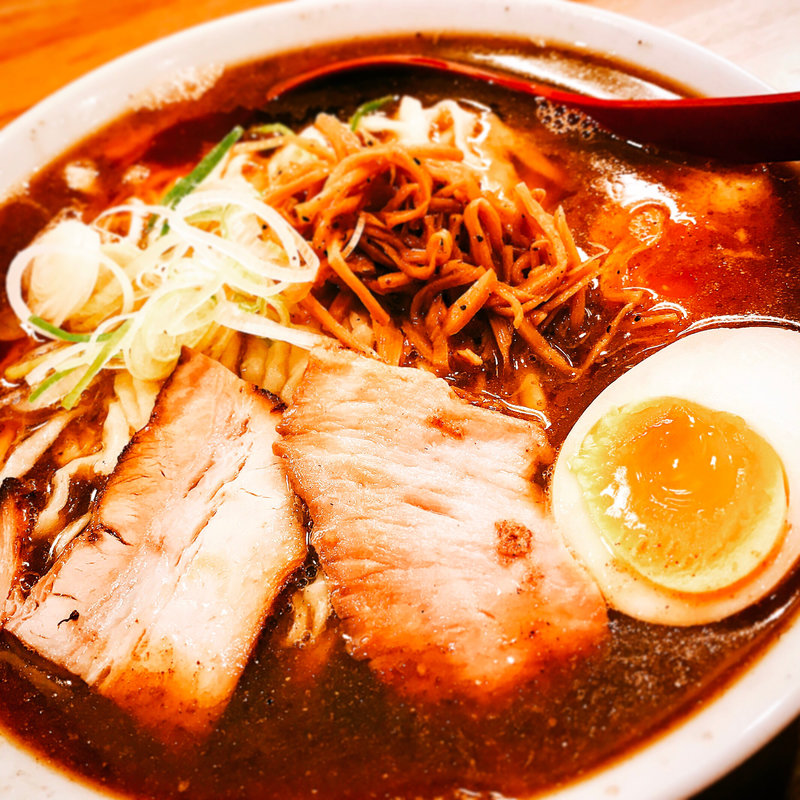 喜多方ラーメン煮干(麺や七彩)