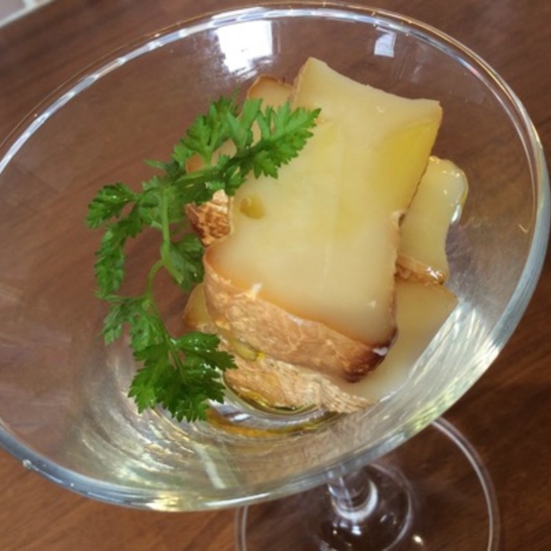 カマンベールの燻製(天空の立ち呑みとさか)