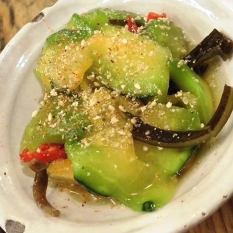 ぺっちん瓜の浅漬け(（株）たなか酒店 立呑み田中)