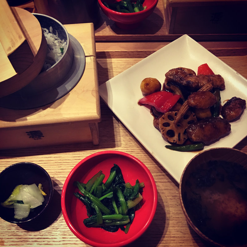 真だらの黒酢炒めと羽釜炊きしらすごはん定食(築地食堂 源ちゃん 泉パークタウンタピオ店 )