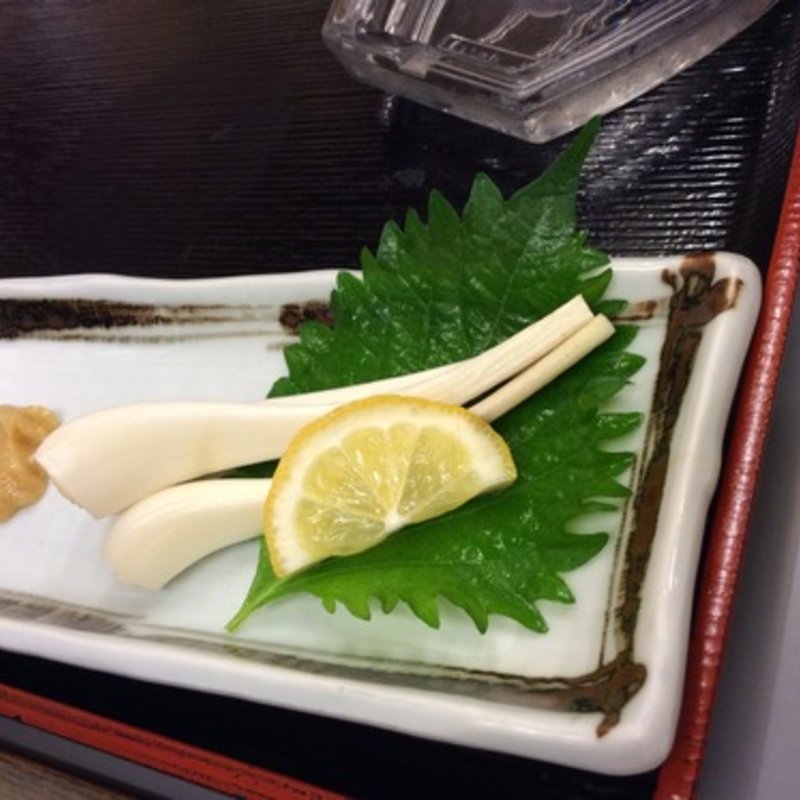 エシャロットの麦みそ添え(酒房ぶんぷく)