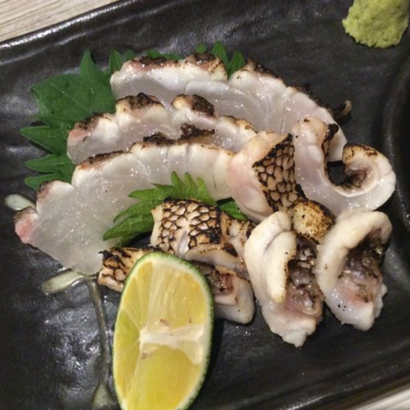 真鯛霜降り刺し(立呑処 兄やん )