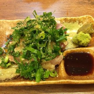 鶏ももタタキ(揚鶏屋 伊予)